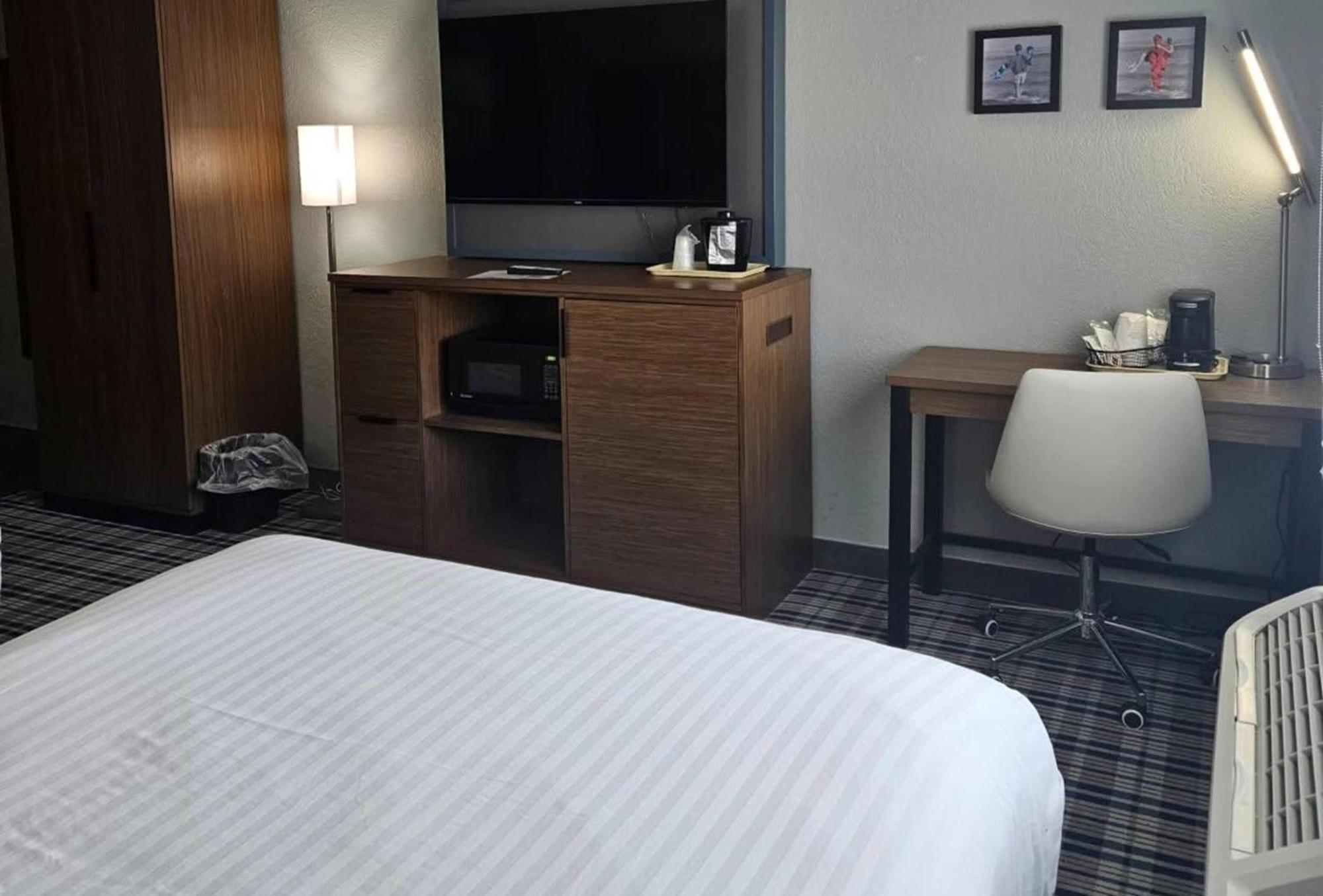 Motel Americinn By Wyndham Lea